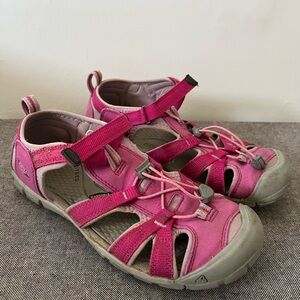 Keen Seacamp Big Kids size 6